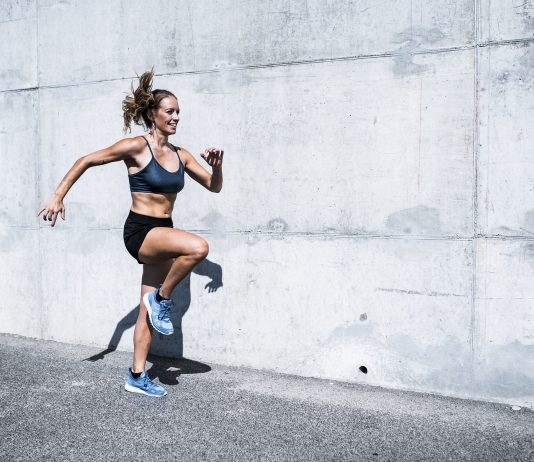 Este tipo de ejercicio podría ser un causante de estreñimiento Ejercicios HIIT recomendaciones