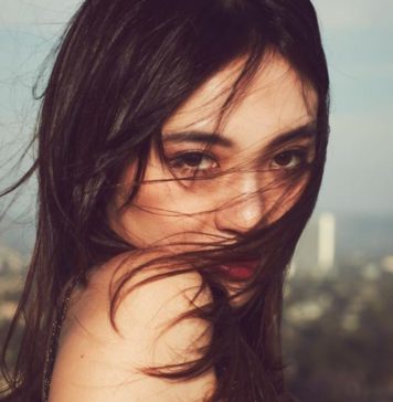 5 Hacks que te ayudarán a combatir el frizz de tu cabello 5 Hacks que te ayudarán a combatir el frizz de tu cabello