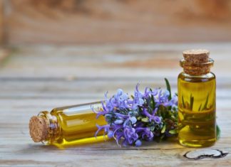 Usa el aceite de Romero para tu belleza aceite de romero