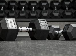 ¿Por qué el ejercicio con pesas es clave para tener huesos fuertes? ejercicio con pesas