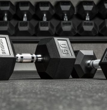 ¿Por qué el ejercicio con pesas es clave para tener huesos fuertes? ejercicio con pesas