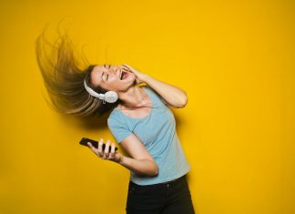 Los beneficios de la música en tu vida escuchar musica es bueno para la salud