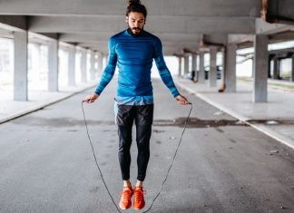 Saltar la cuerda, uno de los mejores ejercicios saltar la cuerda trae muchos beneficios a la salud