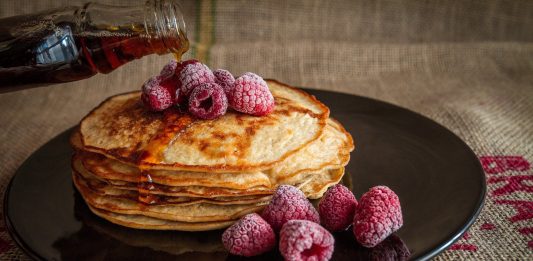 ¿Qué alimentos incluir en el desayuno?