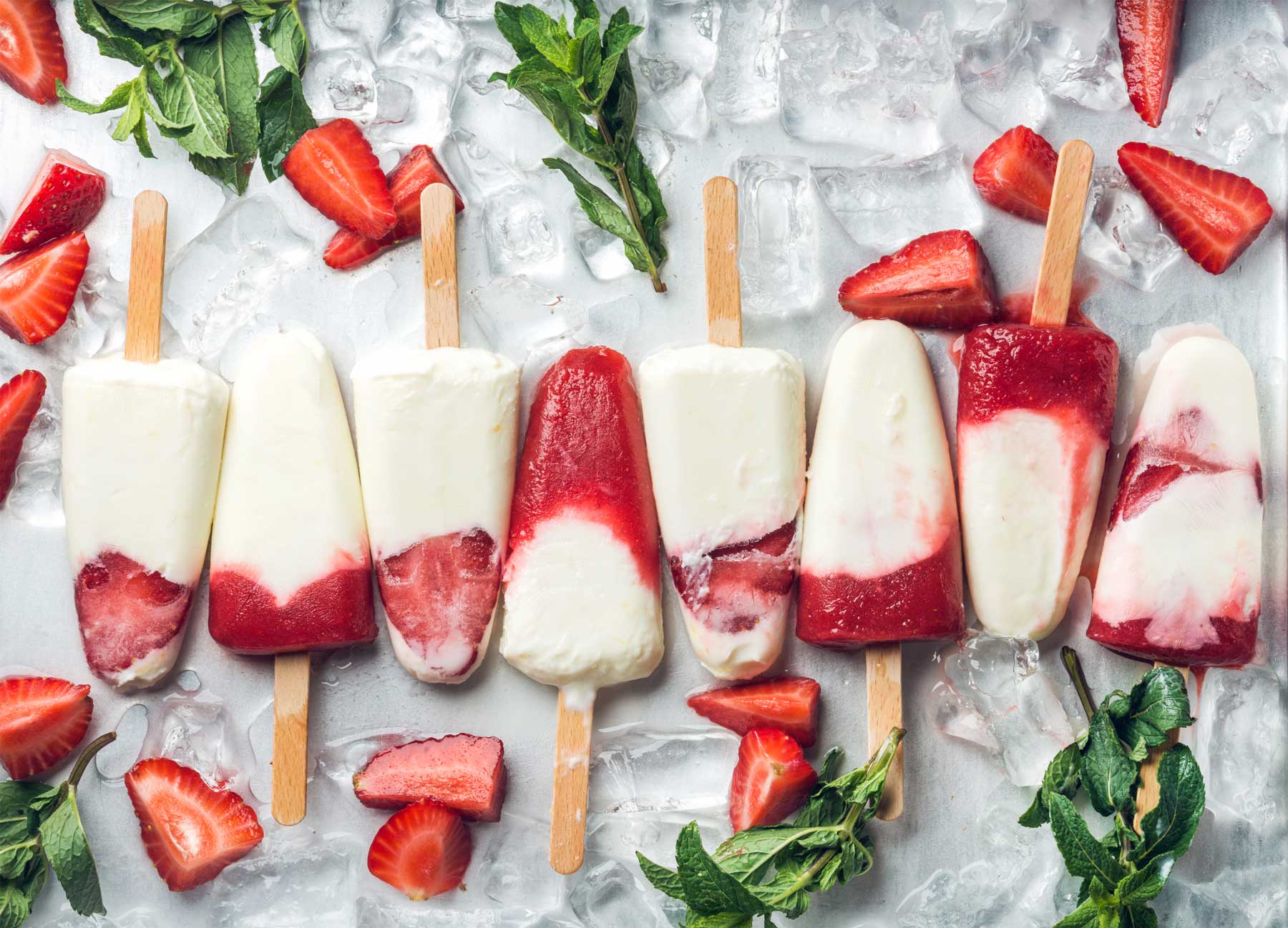 receta-de-paleta-de-yogurt-con-bayas-rojas