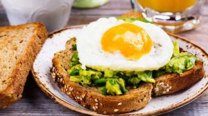 9 desayunos ligeros y nutritivos para adelgazar