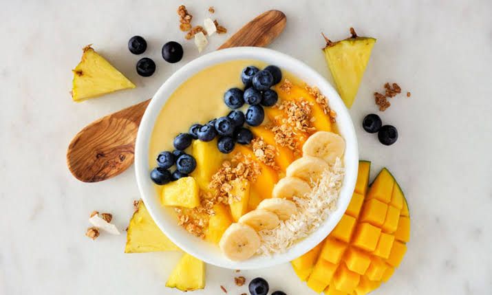 RECETA DE UN RICO SMOOTHIE BOWL DE PIÑA