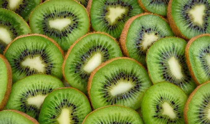 ¿Por qué deberíamos comer kiwi