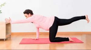 Posturas de yoga que alivian el dolor en el embarazo