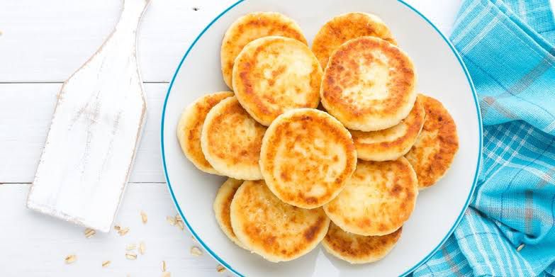 Aprende hacer tortas de requesón para el desayuno