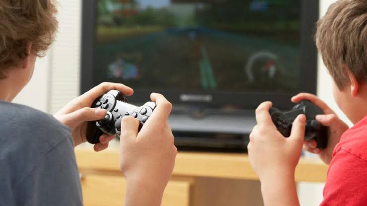 Los adolescentes tienen adicción a los videojuegos