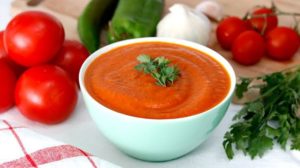Salsas de tomate caseras para acompañar tus platos