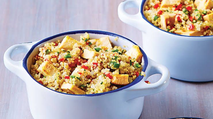 ENSALADA DE QUINOA CON POLLO