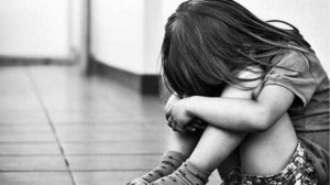 Cómo el maltrato infantil altera el cerebro de un niño