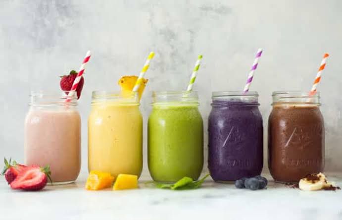 Batidos de frutas saludables y refrescantes