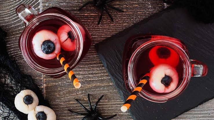 Prepara un delicioso ponche para Halloween