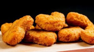 ¿De qué están hechos los nuggets de pollo