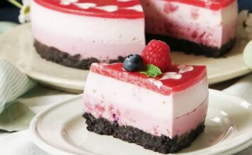 Cheesecake horneado con frutos rojos Cheesecake horneado con frutos rojos