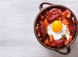 Desayuno de Huevos a la flamenca Desayuno de Huevos a la flamenca