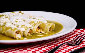 Enchiladas verdes las originales de México Enchiladas verdes las originales de México