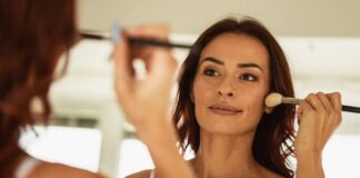 Tips de maquillaje para mujeres con piel madura Tips de maquillaje para mujeres con piel madura