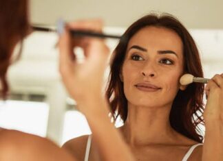 Tips de maquillaje para mujeres con piel madura Tips de maquillaje para mujeres con piel madura