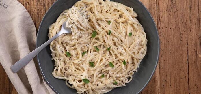 Deliciosa Pasta Alfredo Italiana