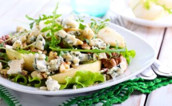 Ensalada de Peras y Queso Roquefort, perfecta combinación. Ensalada-de-Peras-y-Queso-Roquefort-perfecta-combinacion.-