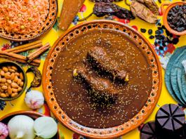 Mole, el sabor típico de México Mole-un-sabor-a-Mexico.