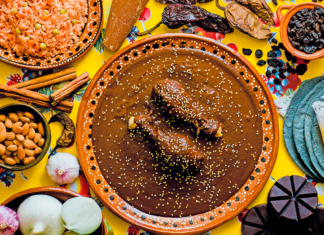 Mole, el sabor típico de México Mole-un-sabor-a-Mexico.
