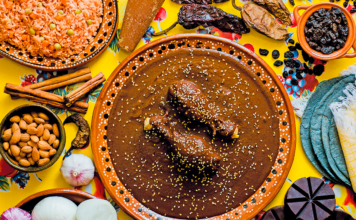Mole, el sabor típico de México Mole-un-sabor-a-Mexico.