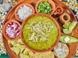 Pozole verde, el famoso de Guerrero Pozole-verde-el-famoso-de-Guerrero
