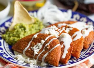 Enchiladas potosinas para las fiestas patrias Enchiladas potosinas para las fiestas patrias