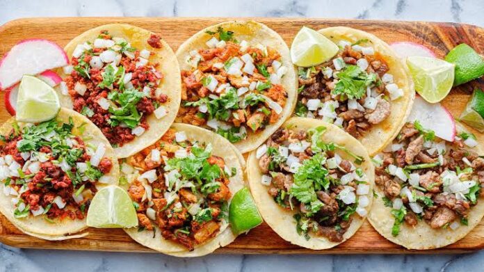 Festeja los sabores de México con tacos de tasajo