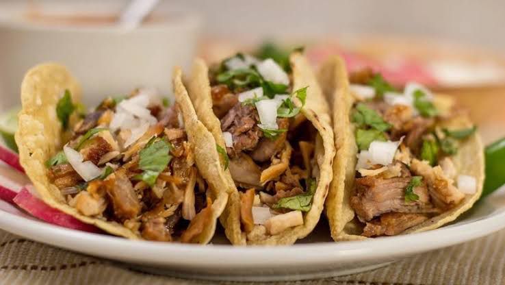 Festeja los sabores de México con tacos de tasajo
