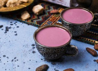 Atole de zarzamora, perfecto para las lluvias