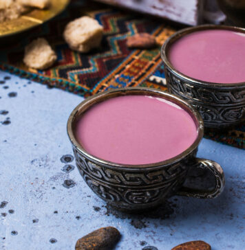 Atole de zarzamora, perfecto para las lluvias