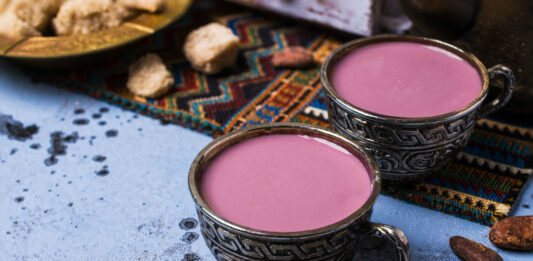 Atole de zarzamora, perfecto para las lluvias