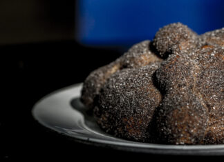 Pan de Muerto Negro: Ceniza de Totomoxtle Pan-de-Muerto-Negro-Ceniza-de-Totomoxtle