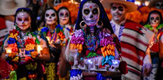 Mega Procesión de Catrinas CDMX Procesión de Catrinas