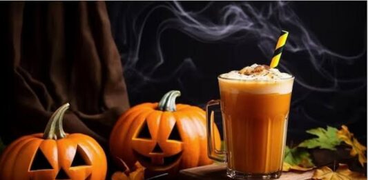 Té chai de calabaza para el otoño Té chai de calabaza para el otoño