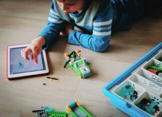 Juguetes vs Tecnología, el dilema de ahora Juguetes-vs-Tecnologia-el-dilema-de-ahora