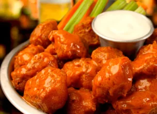 Boneless con salsa de mango habanero Boneless con salsa de mango habanero