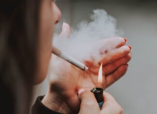 El consumo de tabaco disminuye El consumo de tabaco disminuye