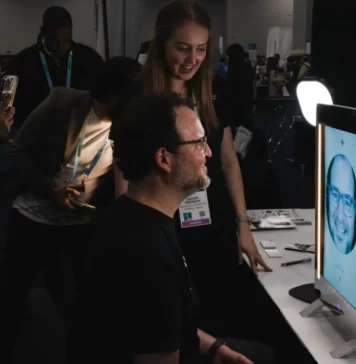MagicMirror, un espejo inteligente ¿QUES-ES-ANUARA®-MAGICMIRROR