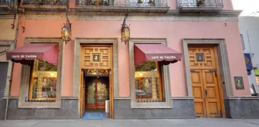 Café de Tacuba, el más antiguo de la CDMX Cafe-de-Tacuba_-el-mas-antiguo-de-la-CDMX
