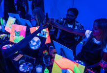 Paint in the Dark, colores brillantes y eléctricos Paint-in-the-Dark-colores-brillantes-y-electricos