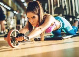 Rueda abdominal: Claves para usarla correctamente