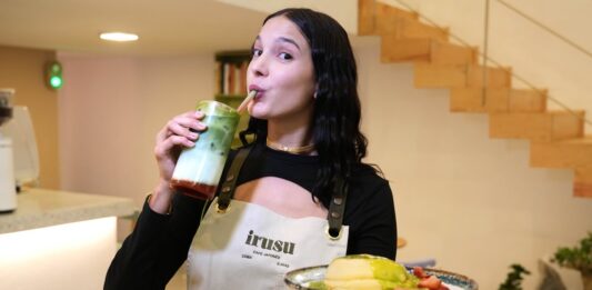 Ary Tenorio: Irusu, café japonés