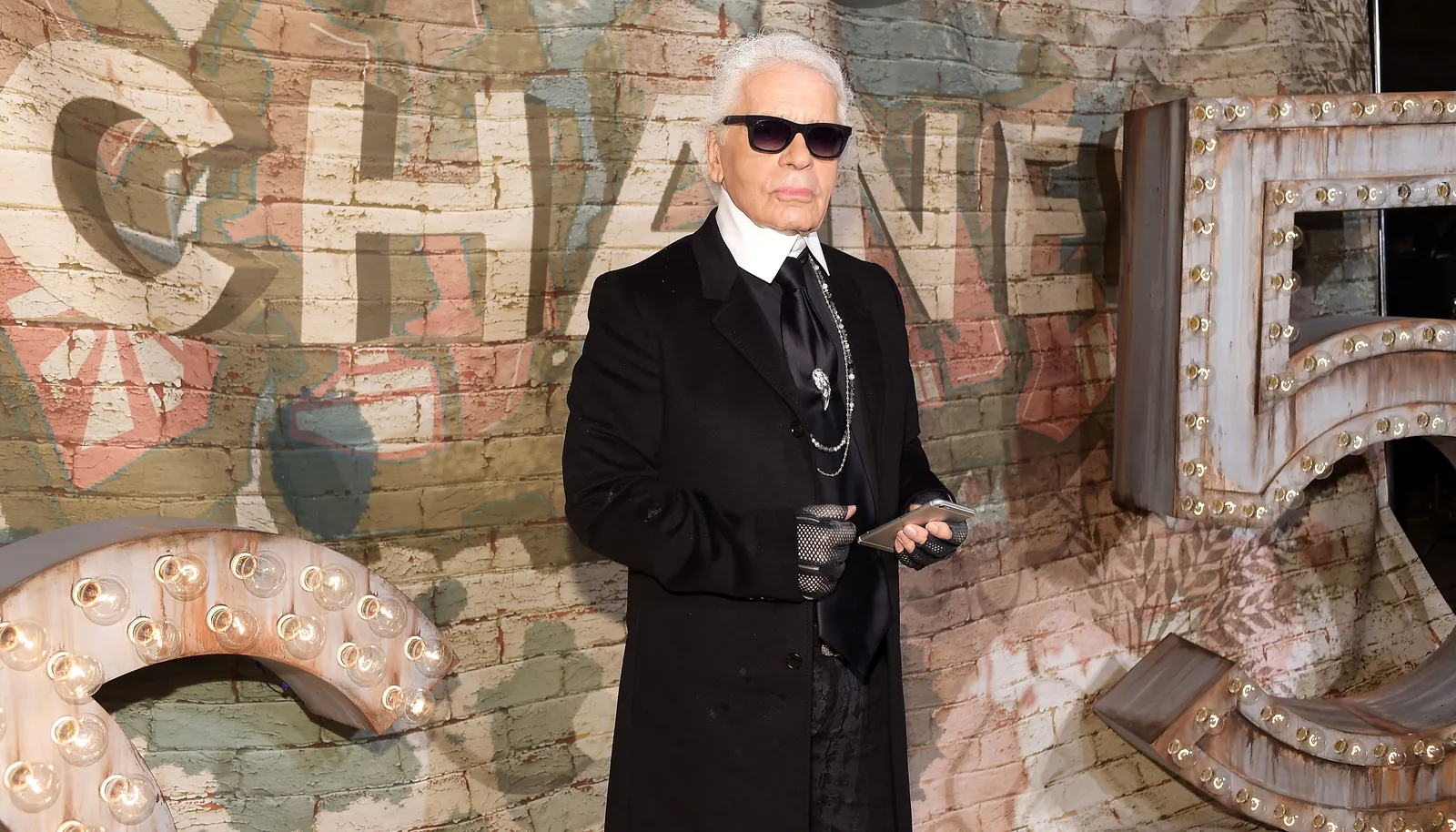 KARL-LAGERFELD